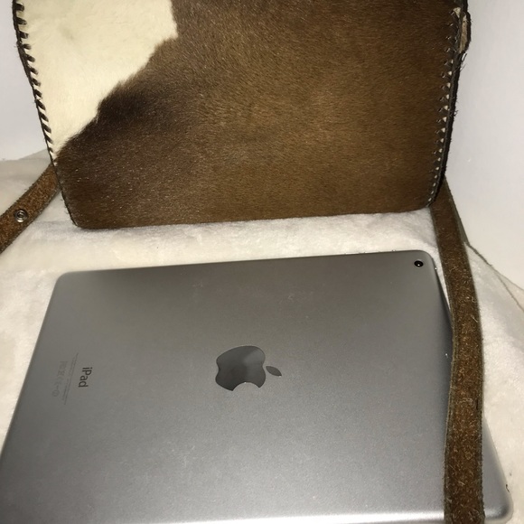 Vintage reversible crossbody bags - Picture 3 of 8